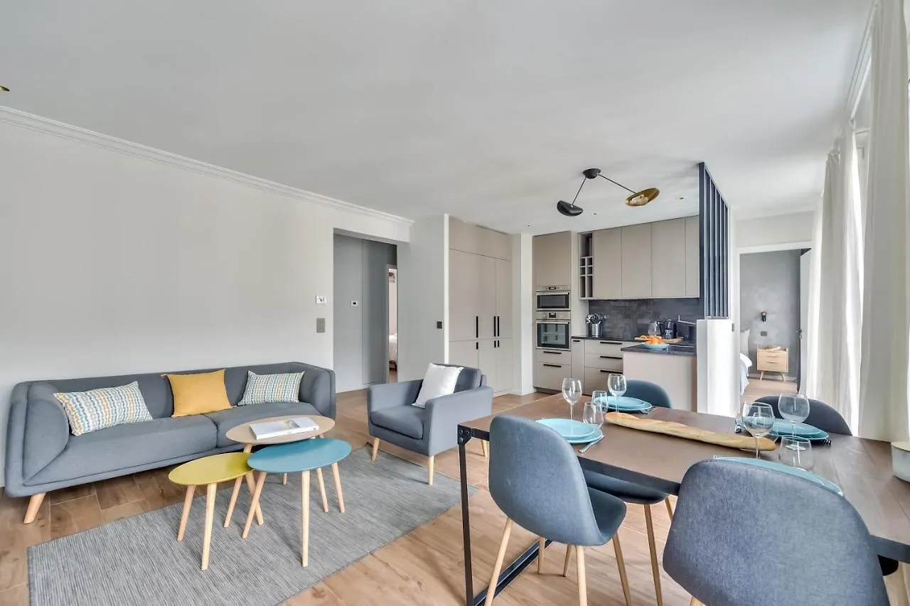 Apartment Splendid 3 Bdrs Flat In A Prime Location Of Paris
